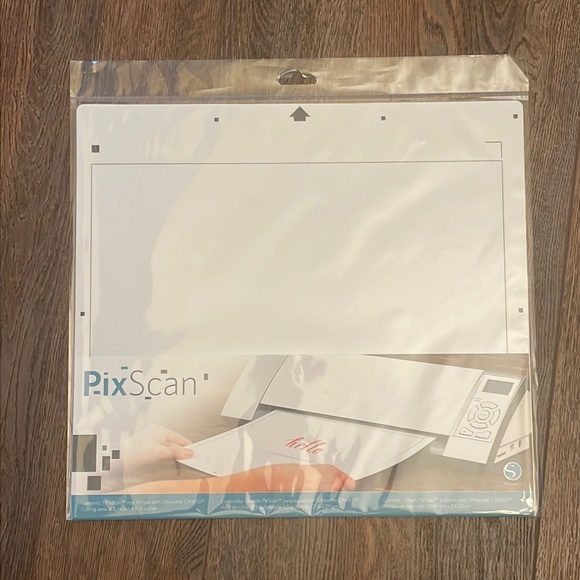 PixScan Mat. Cutting Area: 8.5” x 11.5” For use with Silhouette CAMEO. - Picture 1 of 2